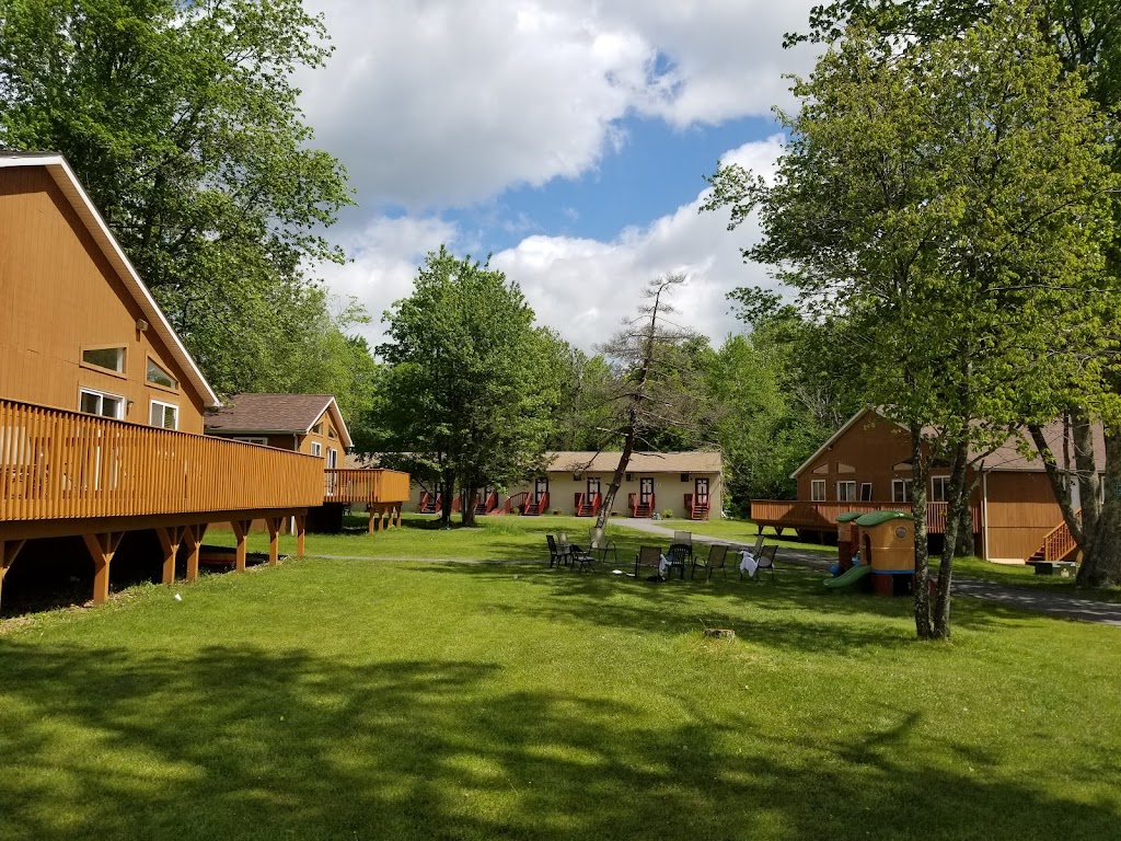 Chalet Hotel | 54 Chester Rd, Woodbourne, NY 12788 | Phone: (845) 434-5124