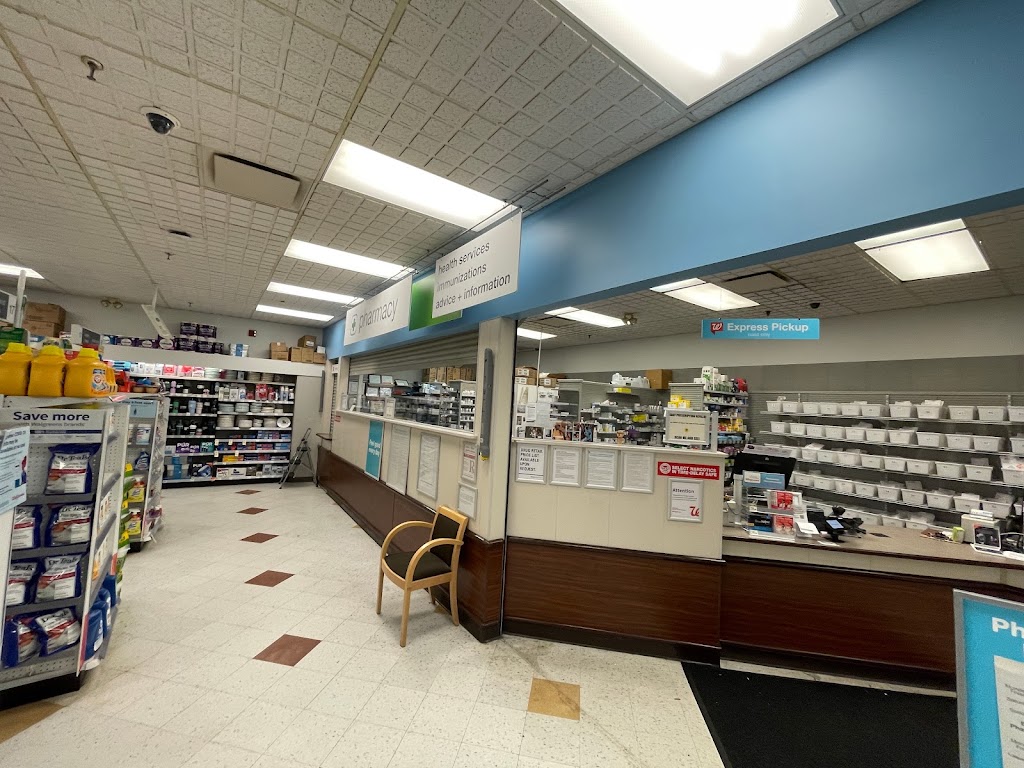 Walgreens | 2102 Montauk Hwy Ste 86, Bridgehampton, NY 11932 | Phone: (631) 537-0235