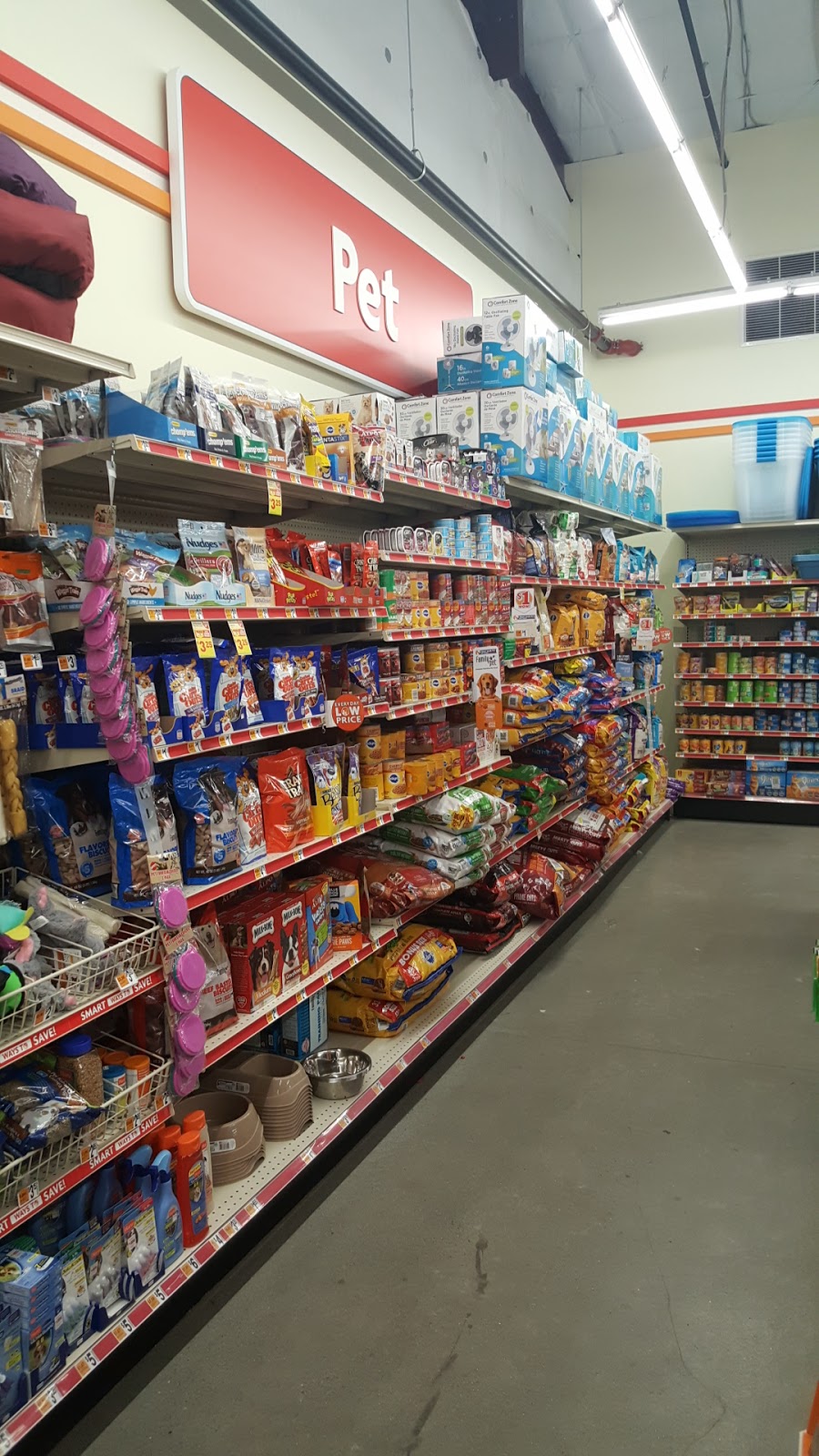 Family Dollar | 247 Hancock St, Springfield, MA 01109 | Phone: (413) 233-4919