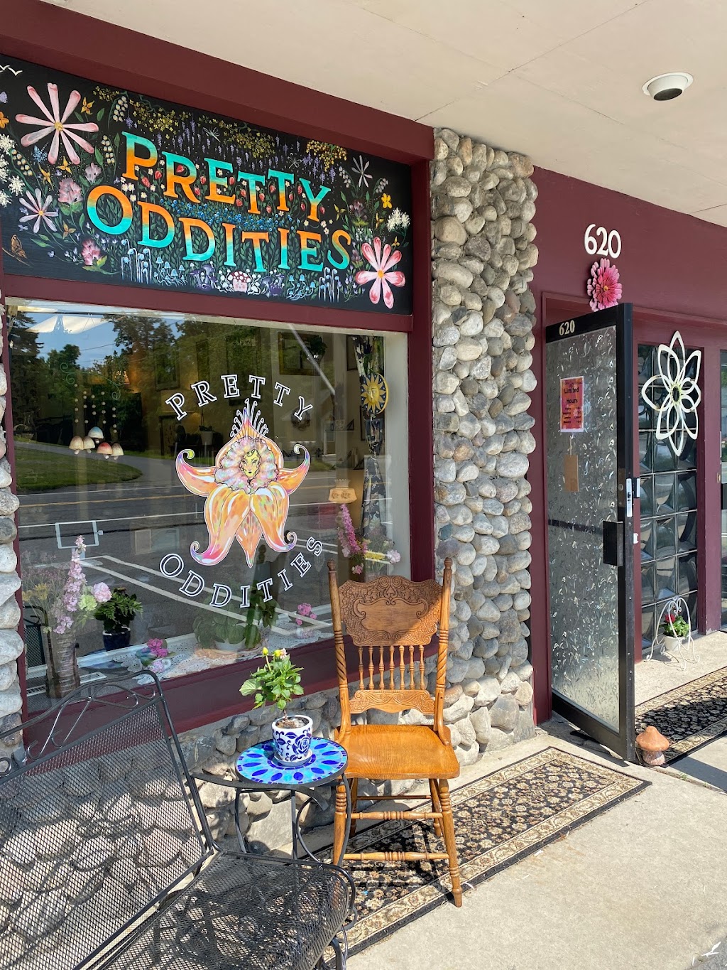 Pretty Oddities | 620 North St, Middletown, NY 10940 | Phone: (845) 394-0038
