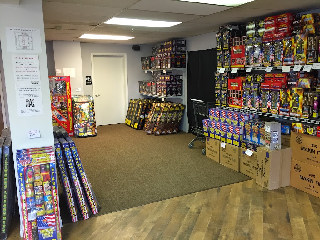 The Fireworks Superstore | 5641 PA-115, Blakeslee, PA 18610 | Phone: (570) 643-7625