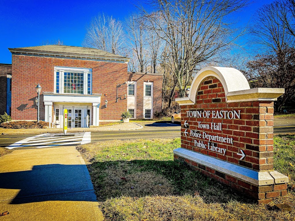 Easton Police Department | 700 Morehouse Rd, Easton, CT 06612 | Phone: (203) 268-4111