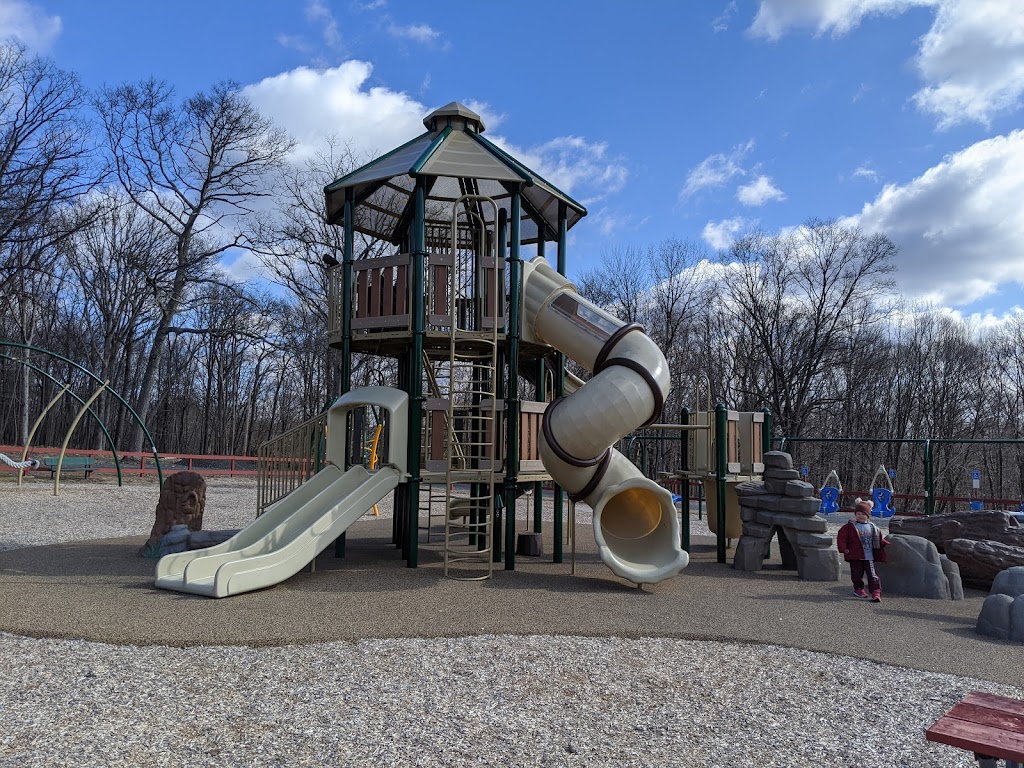 Akenac Park | PA-739, Dingmans Ferry, PA 18328 | Phone: (570) 828-7311