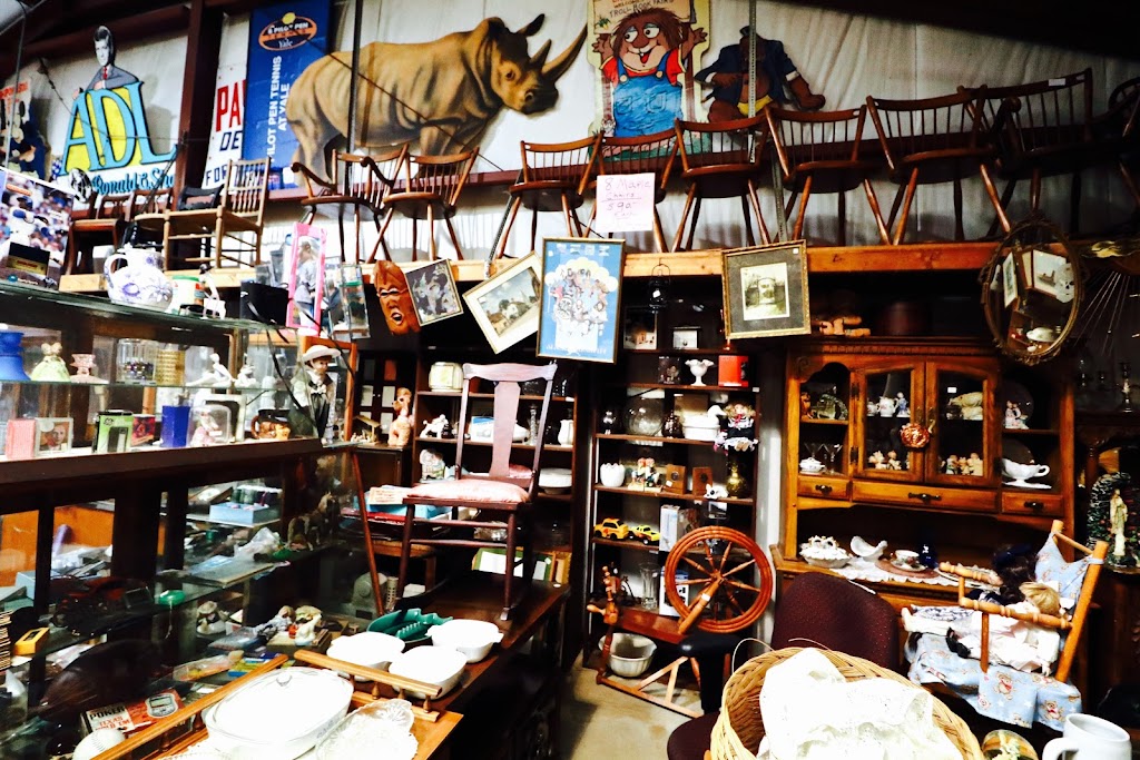 Als Antique and Junque Barn | 433 Roosevelt Dr, Derby, CT 06418 | Phone: (203) 530-4964