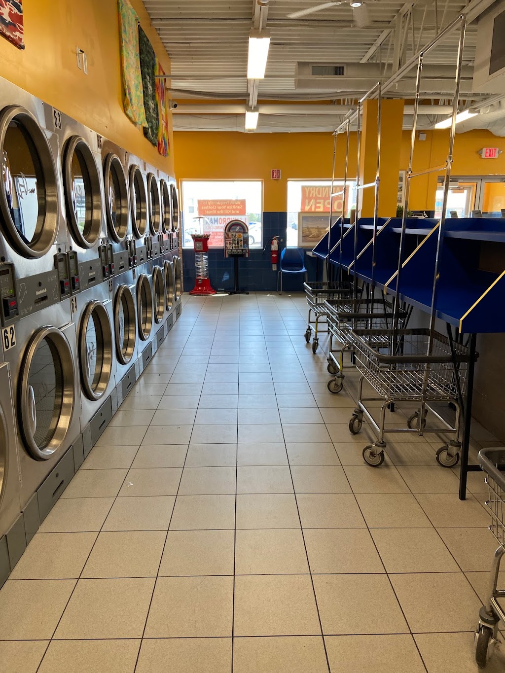 LaundroMax | 1549 Barnum Ave, Bridgeport, CT 06610 | Phone: (203) 572-0576