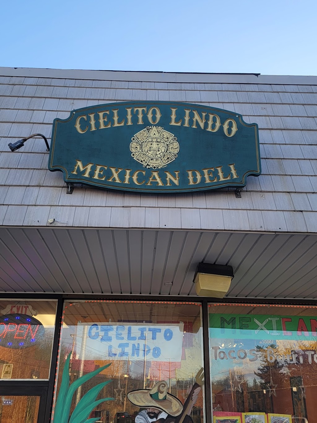 Cielito Lindo | 486 Kings Hwy, Valley Cottage, NY 10989 | Phone: (845) 267-8228