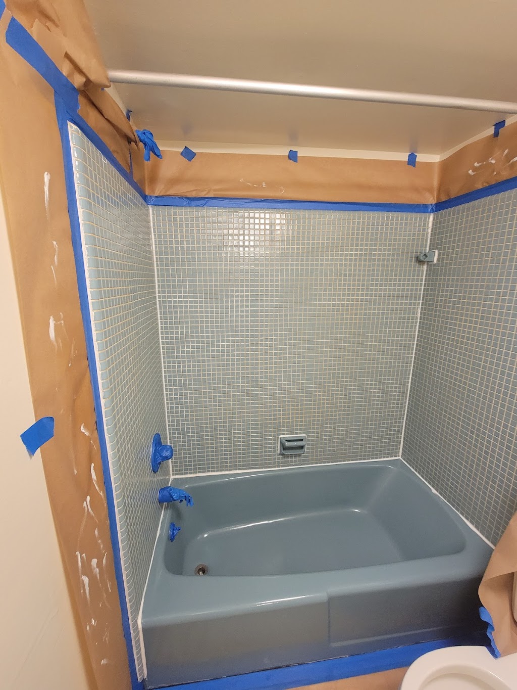 D&E bathtubs refinishing llc | 28 Heron Pl, Clementon, NJ 08021 | Phone: (856) 515-6089