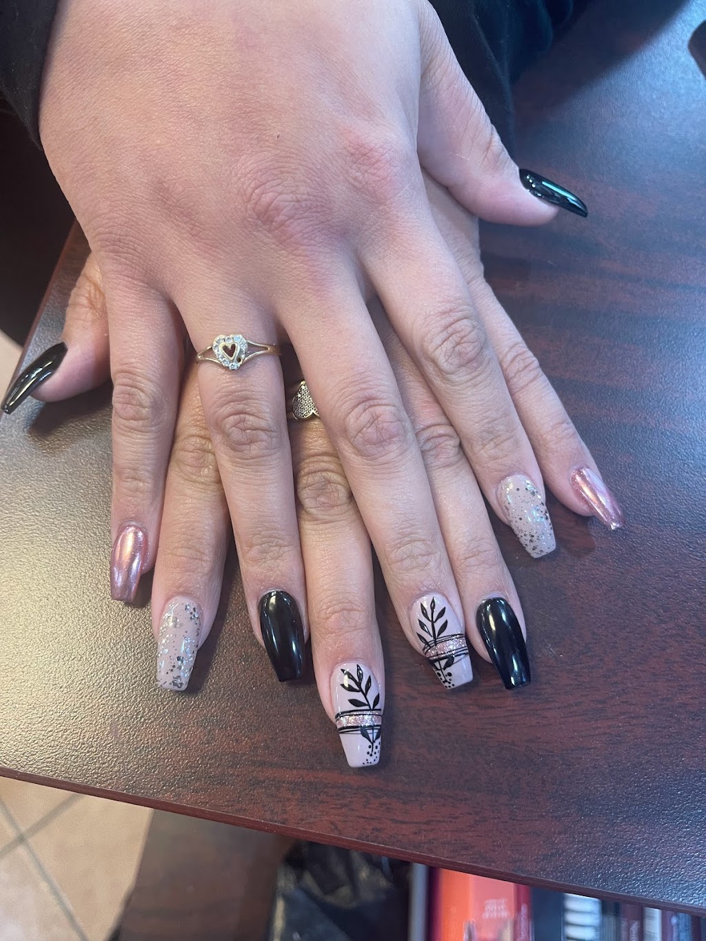 Grace Nails 3 | 12 1st St, Elizabeth, NJ 07206 | Phone: (908) 355-6599