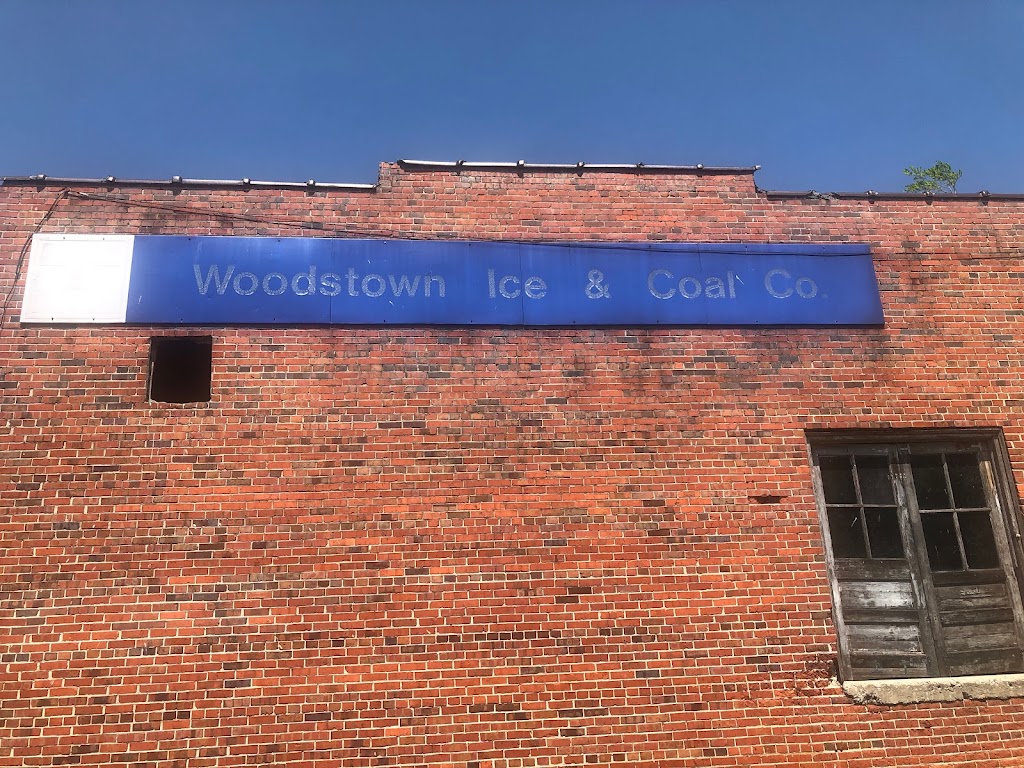 Woodstown Ice & Coal Co. | 50 E Grant St, Woodstown, NJ 08098 | Phone: (856) 769-0069