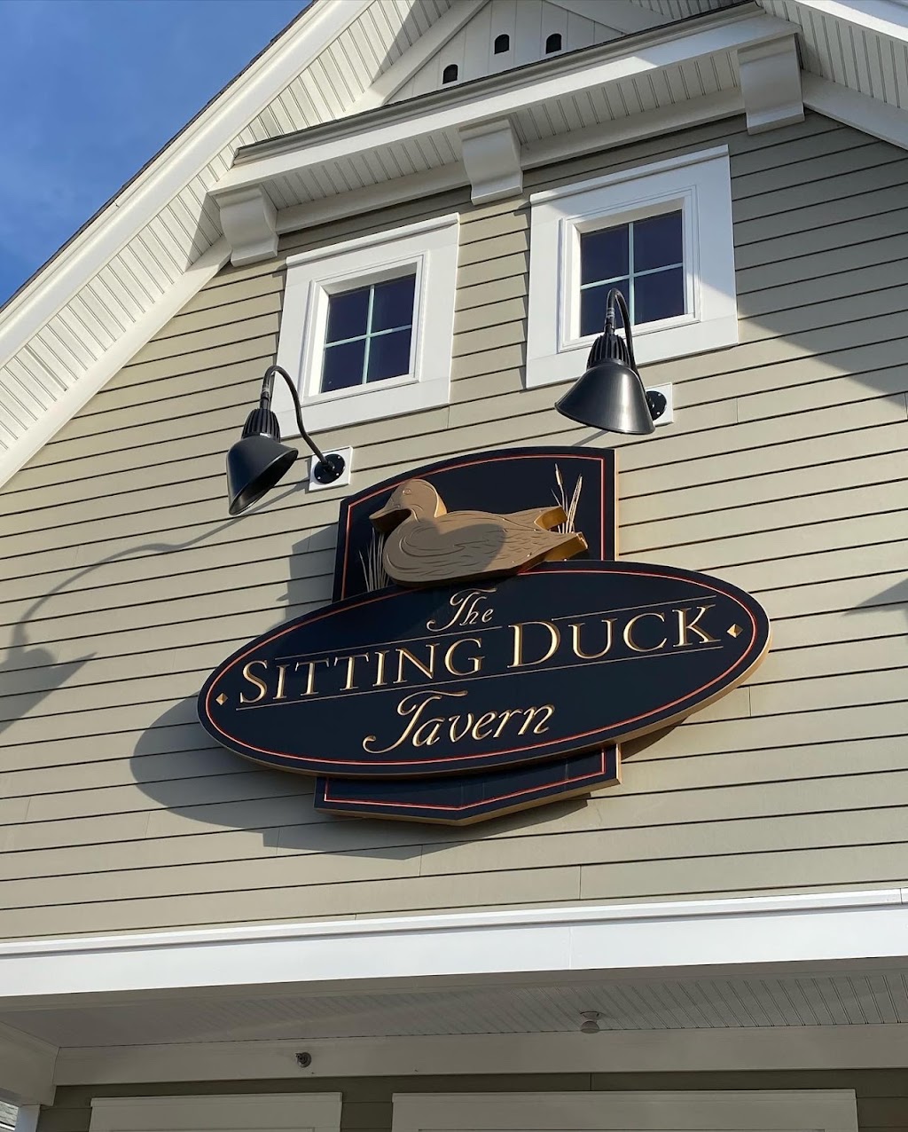 Sitting Duck Tavern | 4244 Madison Ave, Trumbull, CT 06611 | Phone: (203) 261-1400