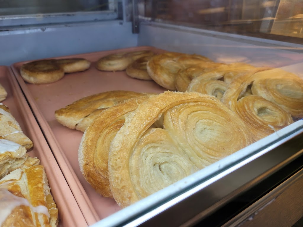 Kalmans Bakery | 1203 Hornberger Ave, Roebling, NJ 08554 | Phone: (609) 499-8022