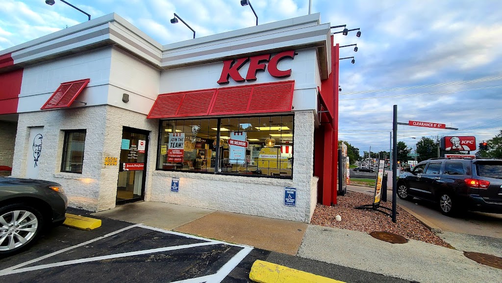 KFC | 1000 Blue Hills Ave, Bloomfield, CT 06002 | Phone: (860) 242-8445