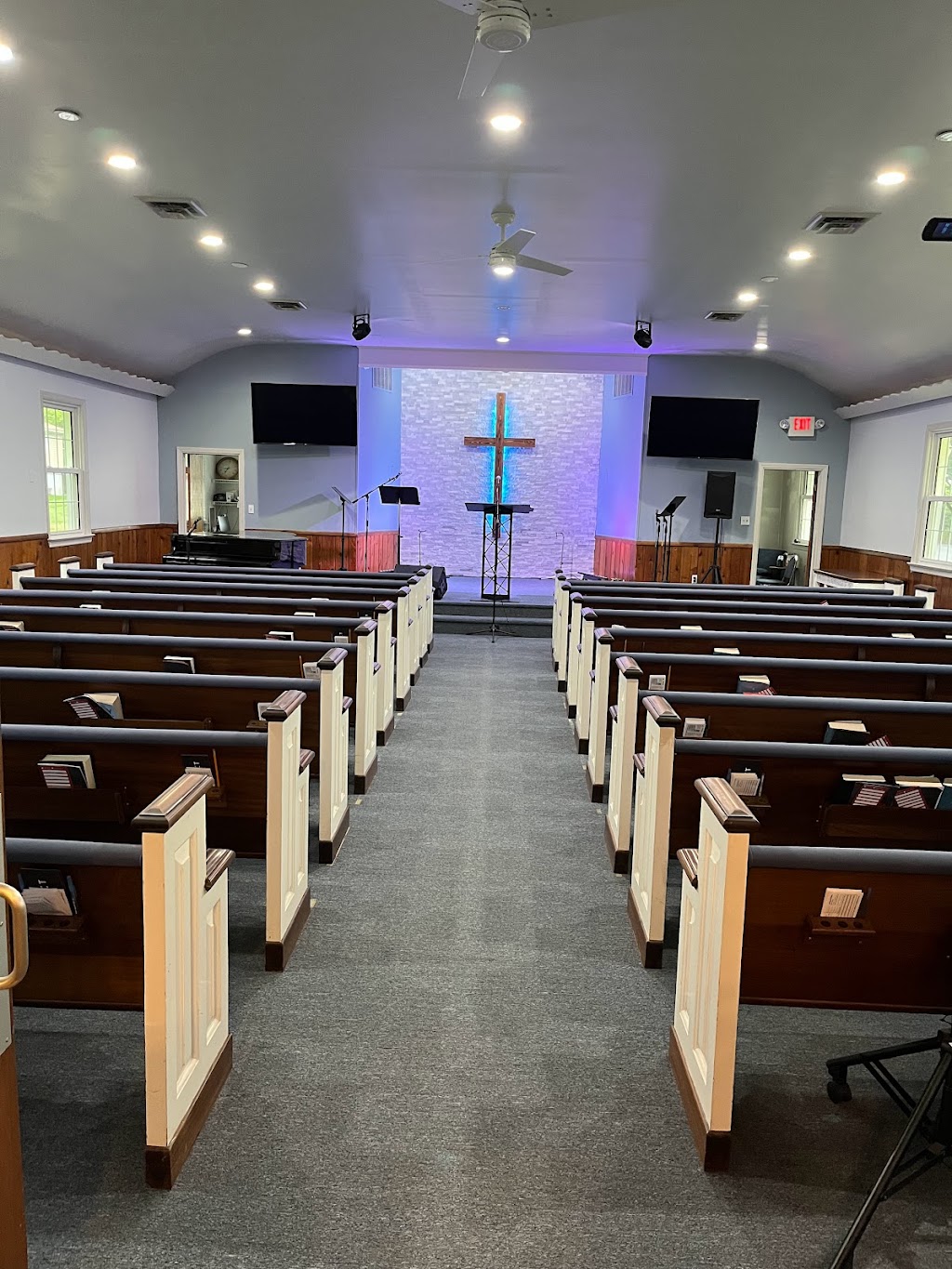 The Rock Church of South Jersey | 445 Masonville Centerton Rd, Mt Laurel Township, NJ 08054 | Phone: (856) 291-3989