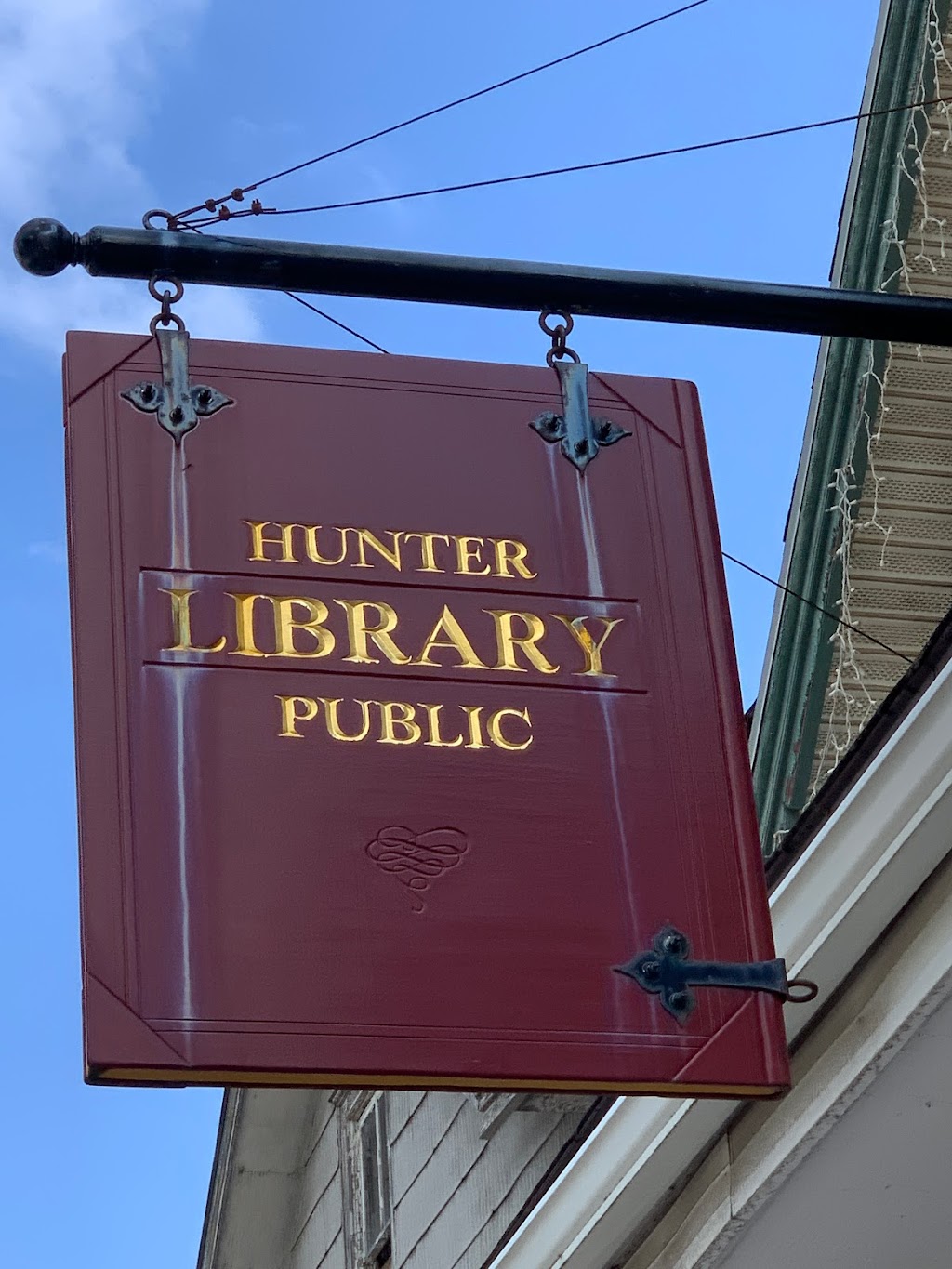 Hunter Public Library | 7965 Main St, Hunter, NY 12442 | Phone: (518) 263-4655