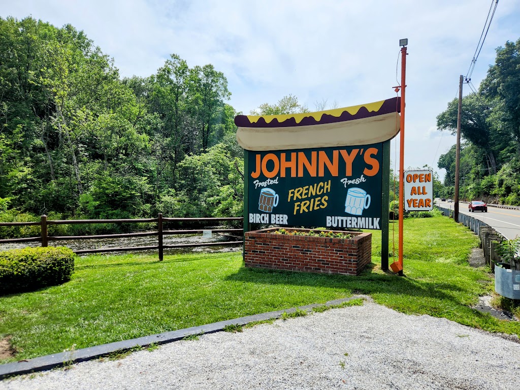 Hot Dog Johnnys | 333 US-46, Belvidere, NJ 07823 | Phone: (908) 453-2882