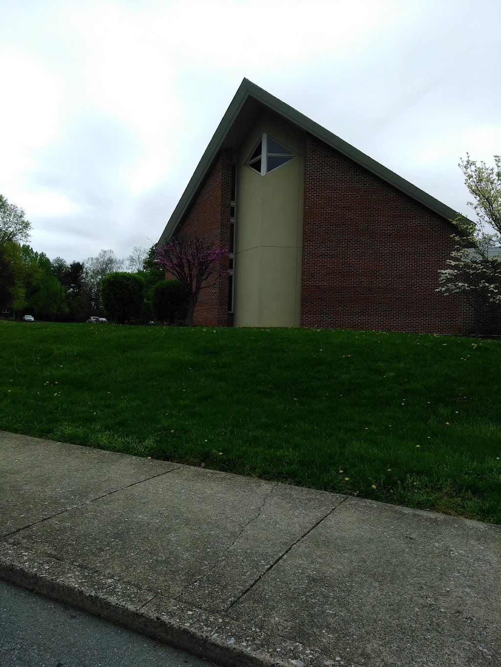 Faith Presbyterian Church of Emmaus | 3002 N 2nd St, Emmaus, PA 18049 | Phone: (610) 967-5600