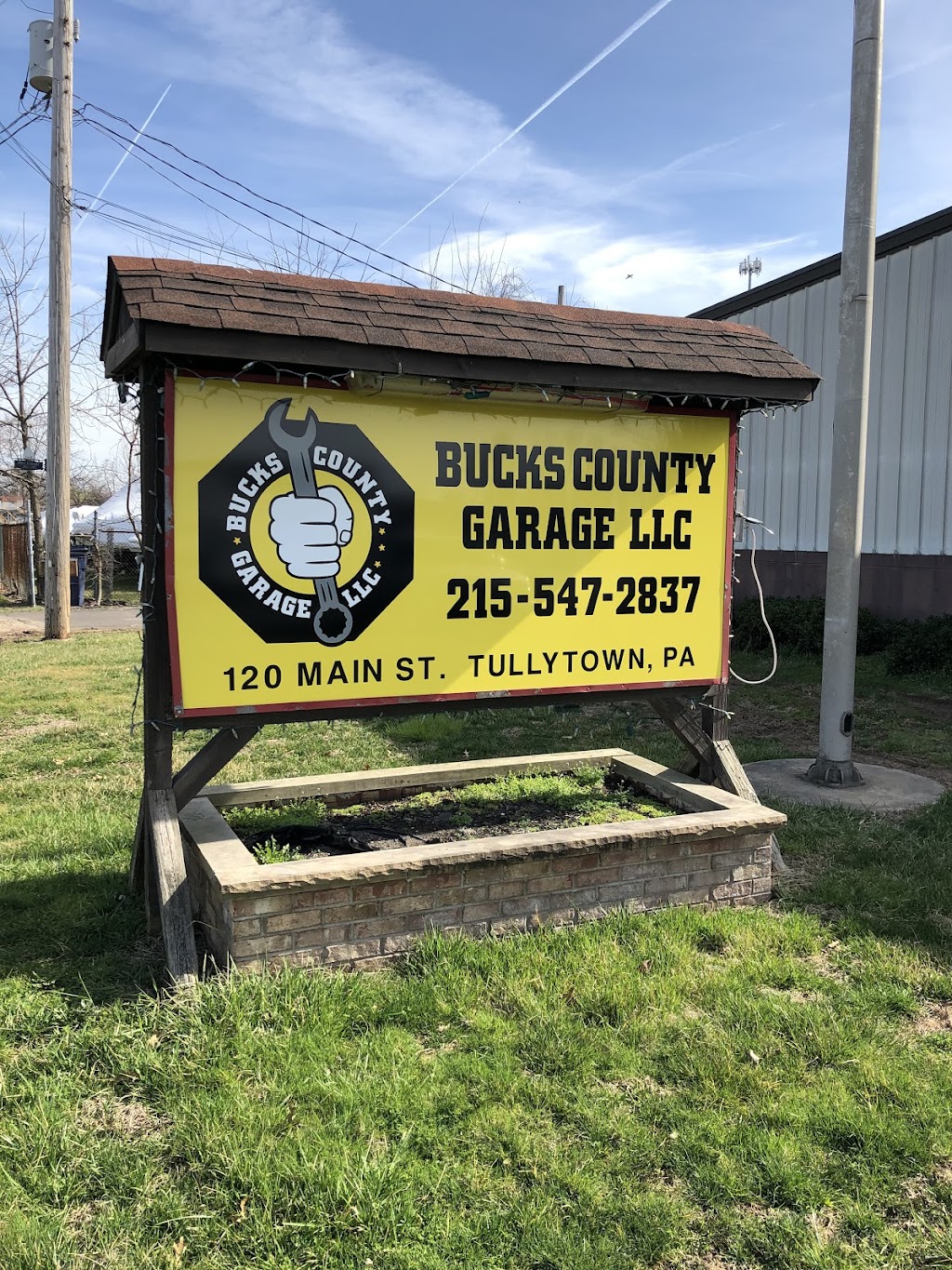 Bucks County Garage LLC | 120 Main St, Tullytown, PA 19007 | Phone: (215) 547-2837