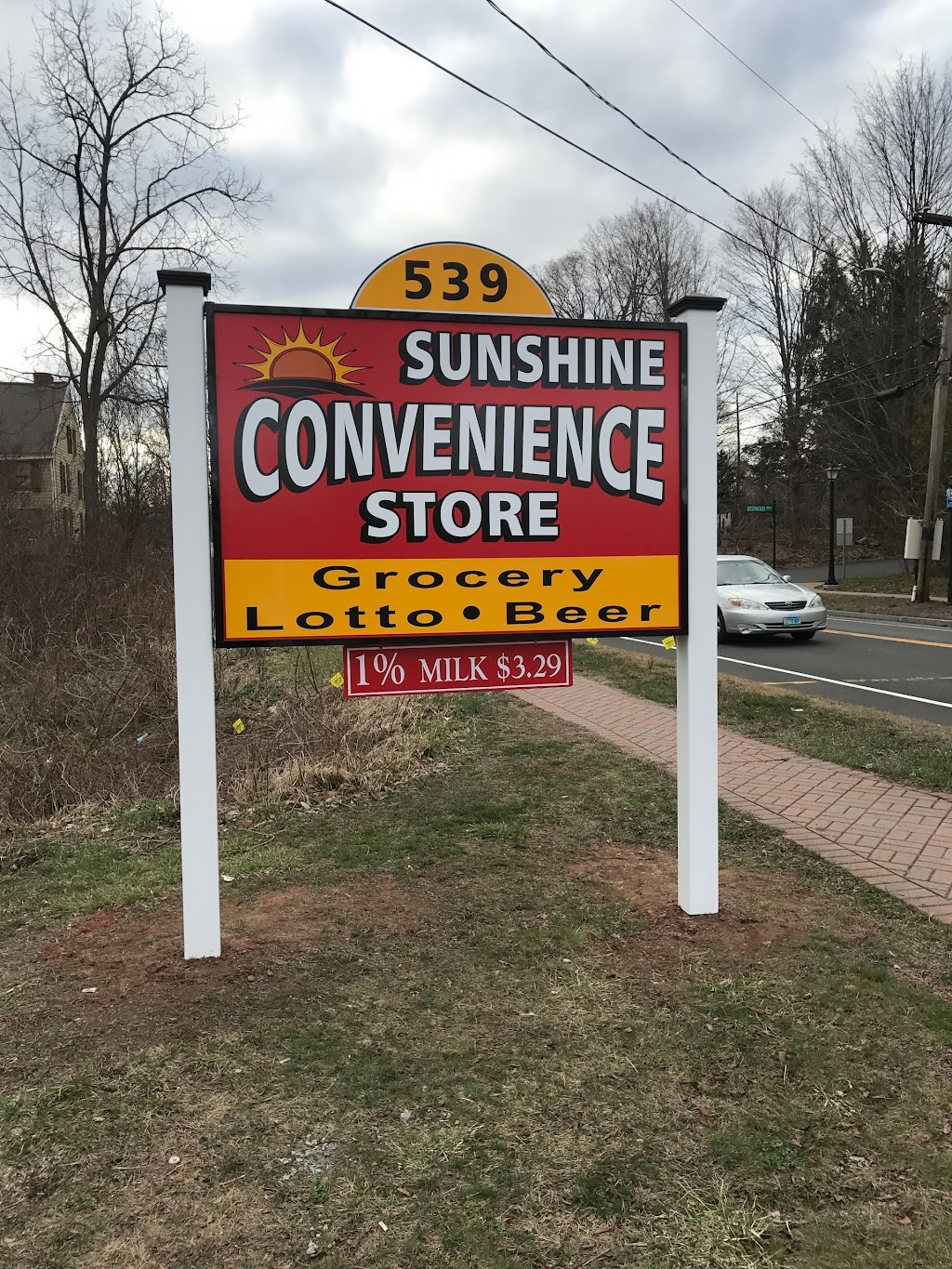 Sunshine Convenience Store | 539 W Main St, Cheshire, CT 06410 | Phone: (203) 699-1000