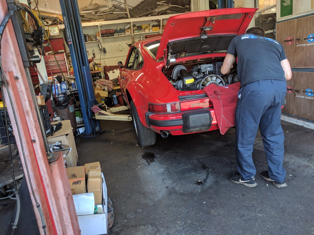 European Autoworks Inc | 107 Bruce Park Ave, Greenwich, CT 06830 | Phone: (203) 869-8693