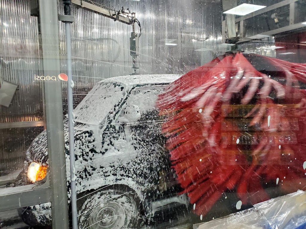 LMC Car Wash & Lube | 334 E 109th St, New York, NY 10029 | Phone: (212) 423-0444