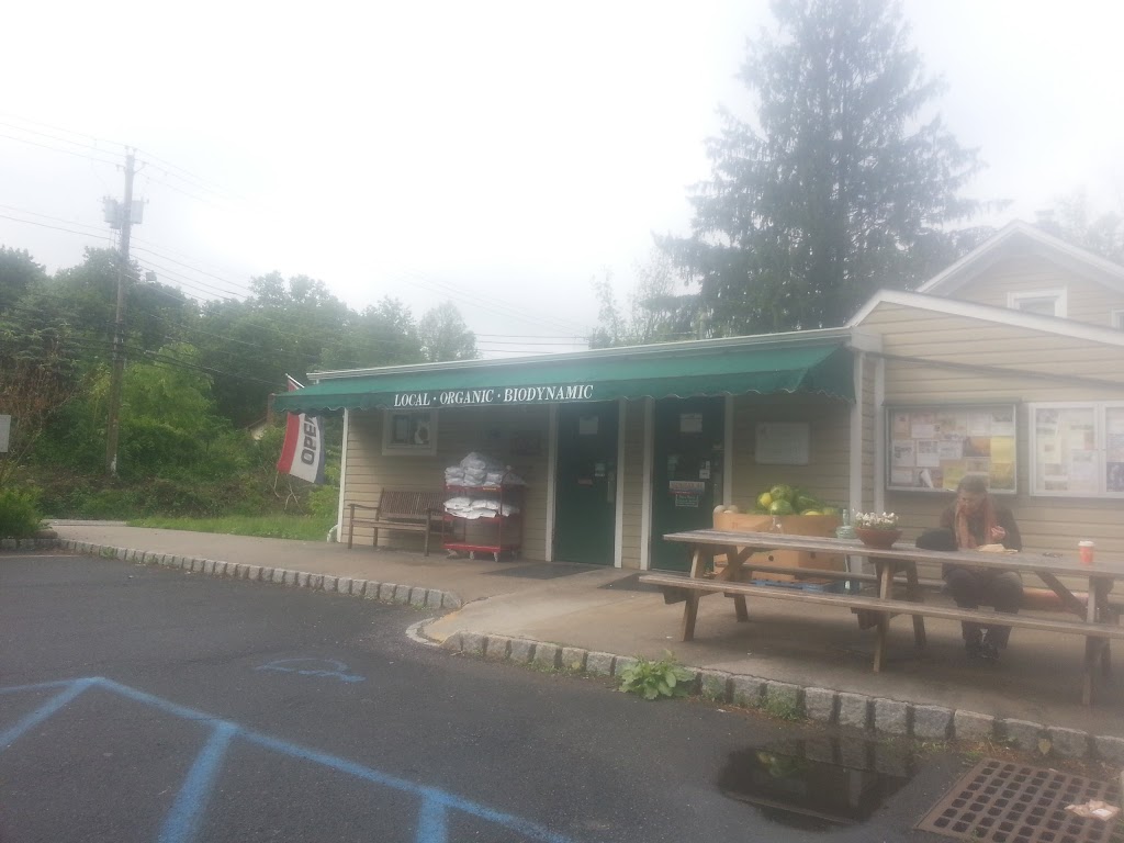 Hungry Hollow Co-Op | 841 Chestnut Ridge Rd, Spring Valley, NY 10977 | Phone: (845) 356-3319