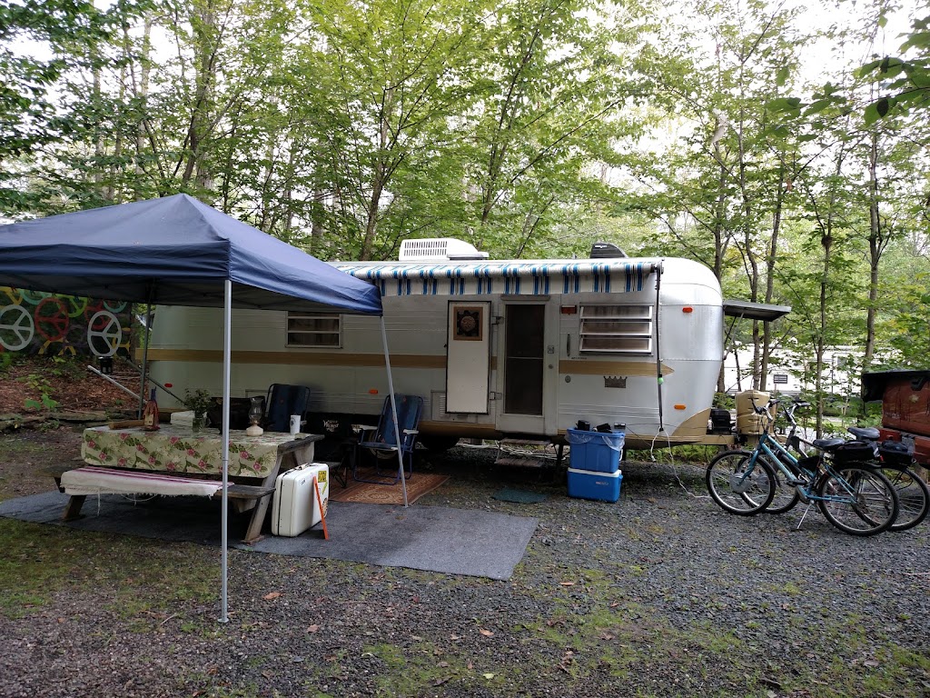 Hunter Lake Campgrounds | 124 Hunter Lake Dr, Parksville, NY 12768 | Phone: (845) 397-0045