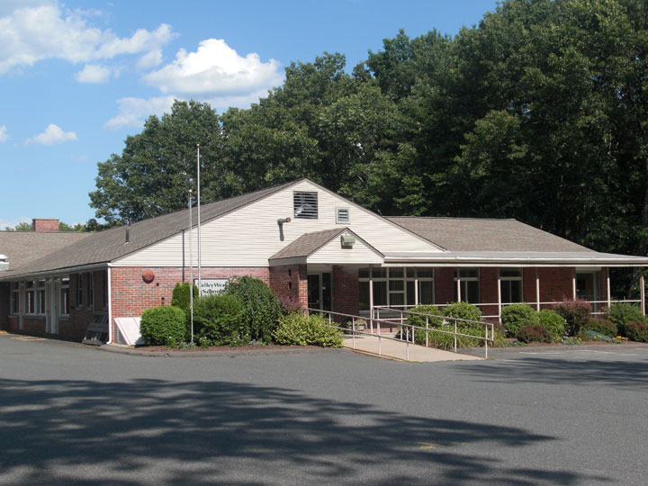 Valley West School | 269 Moore St, Chicopee, MA 01013 | Phone: (413) 592-6069