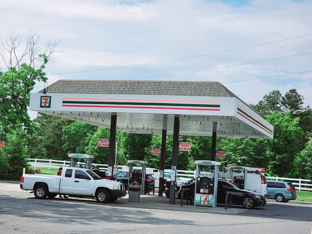 7-Eleven | 231 Wading River Rd, Center Moriches, NY 11934 | Phone: (631) 878-1068