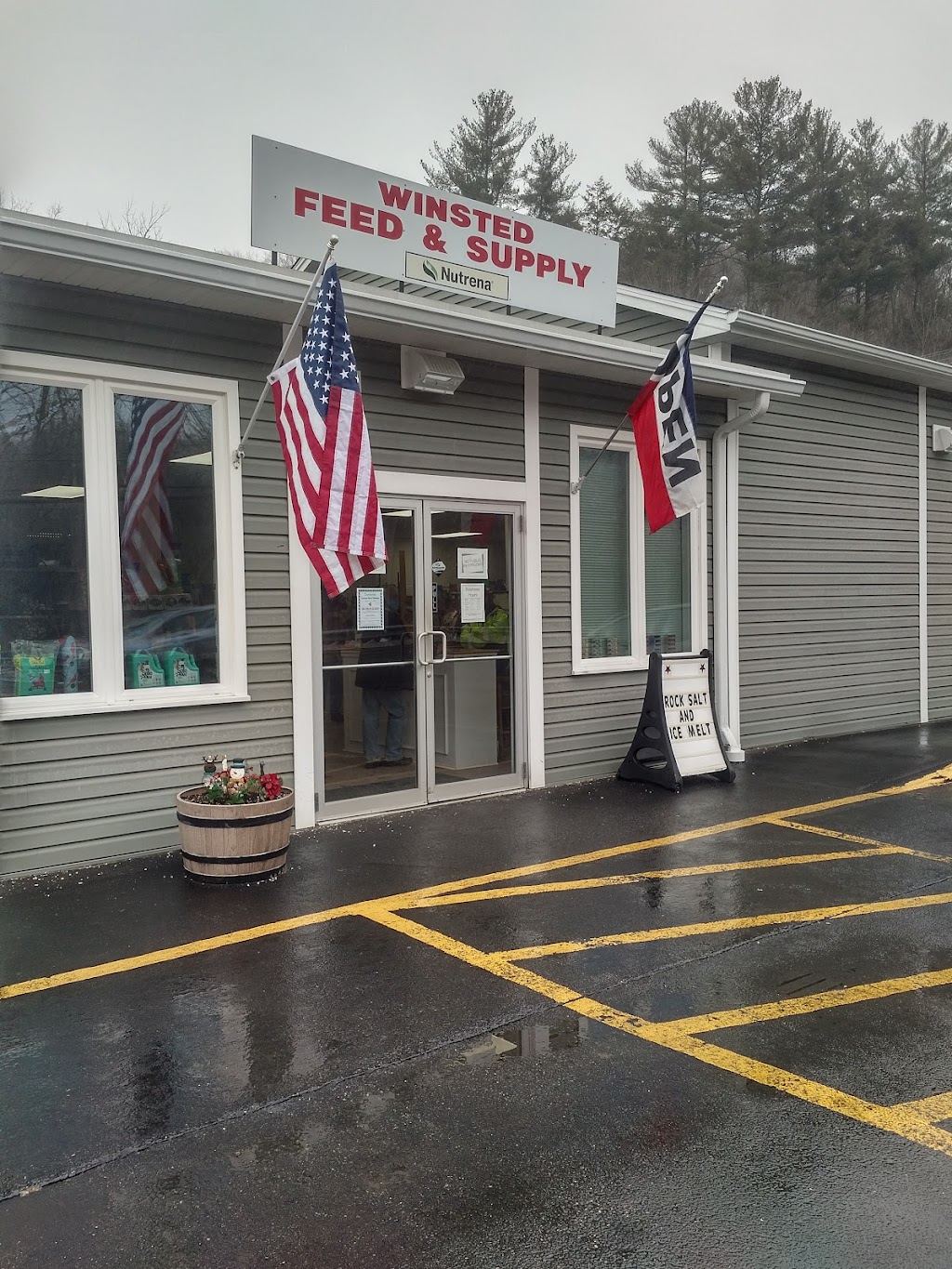 Winsted Feed & Supply | 240 New Hartford Rd, Barkhamsted, CT 06063 | Phone: (860) 379-0107